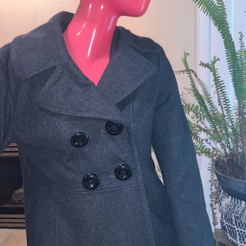 Guess Coat - Picture 7 of 14